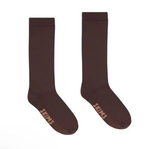 NWT SKIMS EVERYDAY MID CALF SOCKS COCOA SMALL